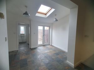 Photo 10- click for photo gallery